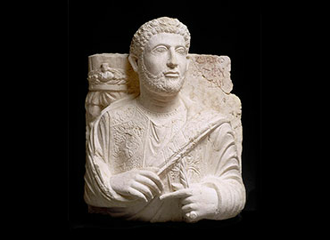Bust of Yarhai. A02398